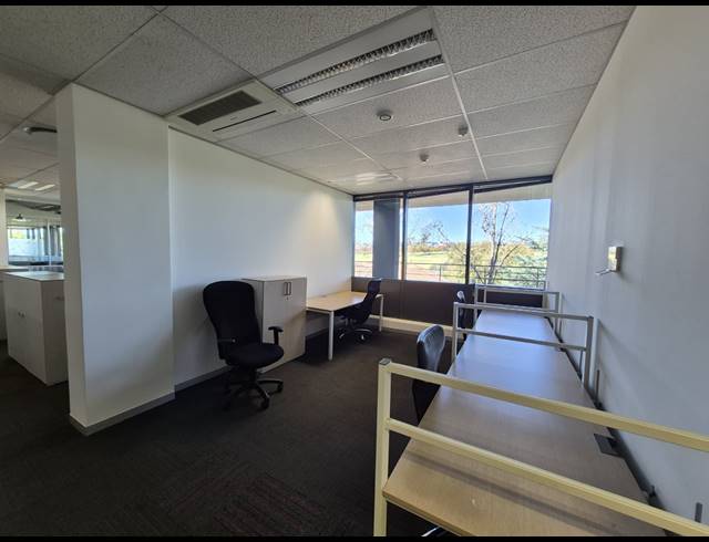 551M² OFFICE TO LET IN SANDTON CENTRAL